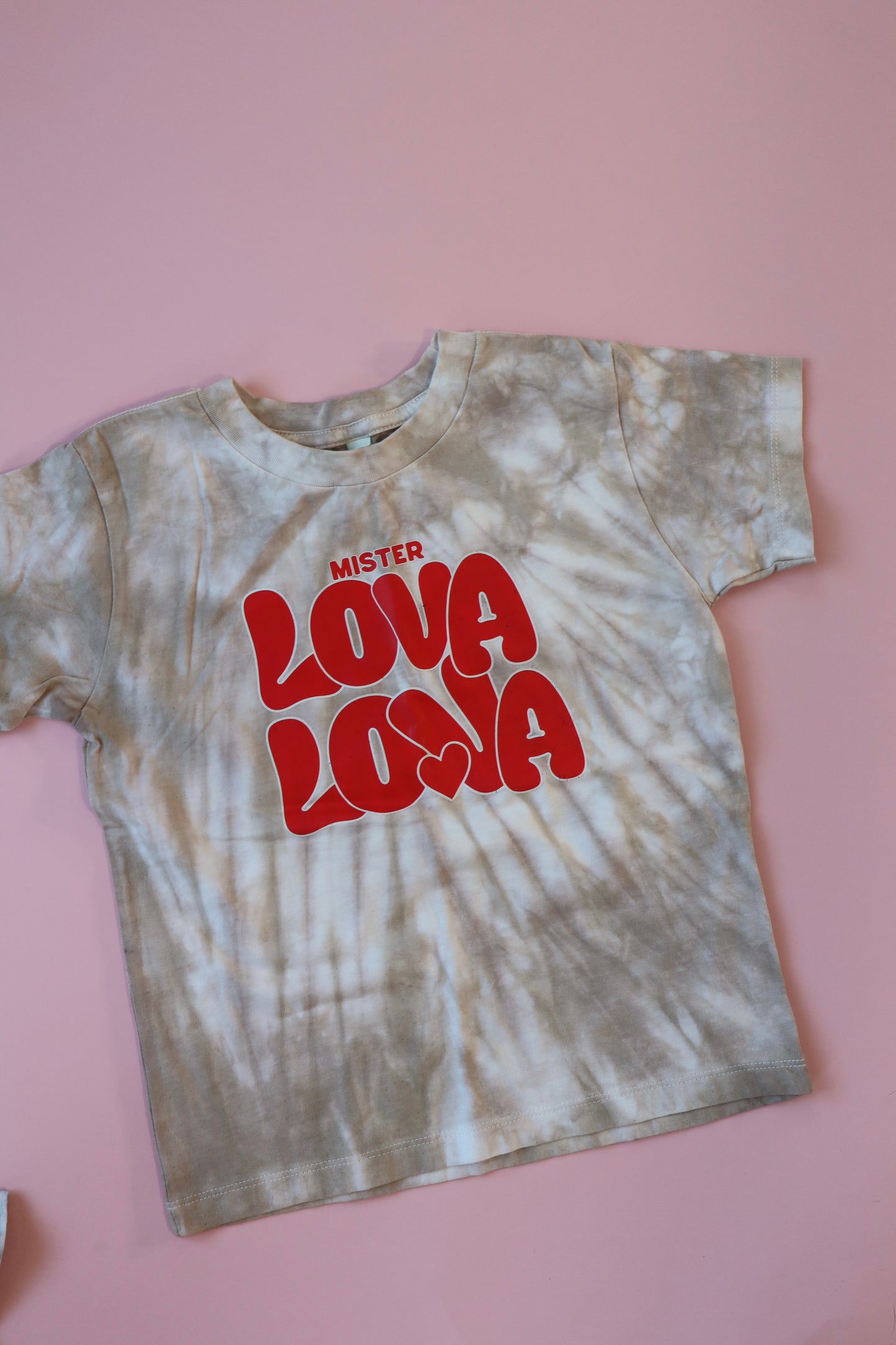 5T MISTER LOVA LOVA TEE