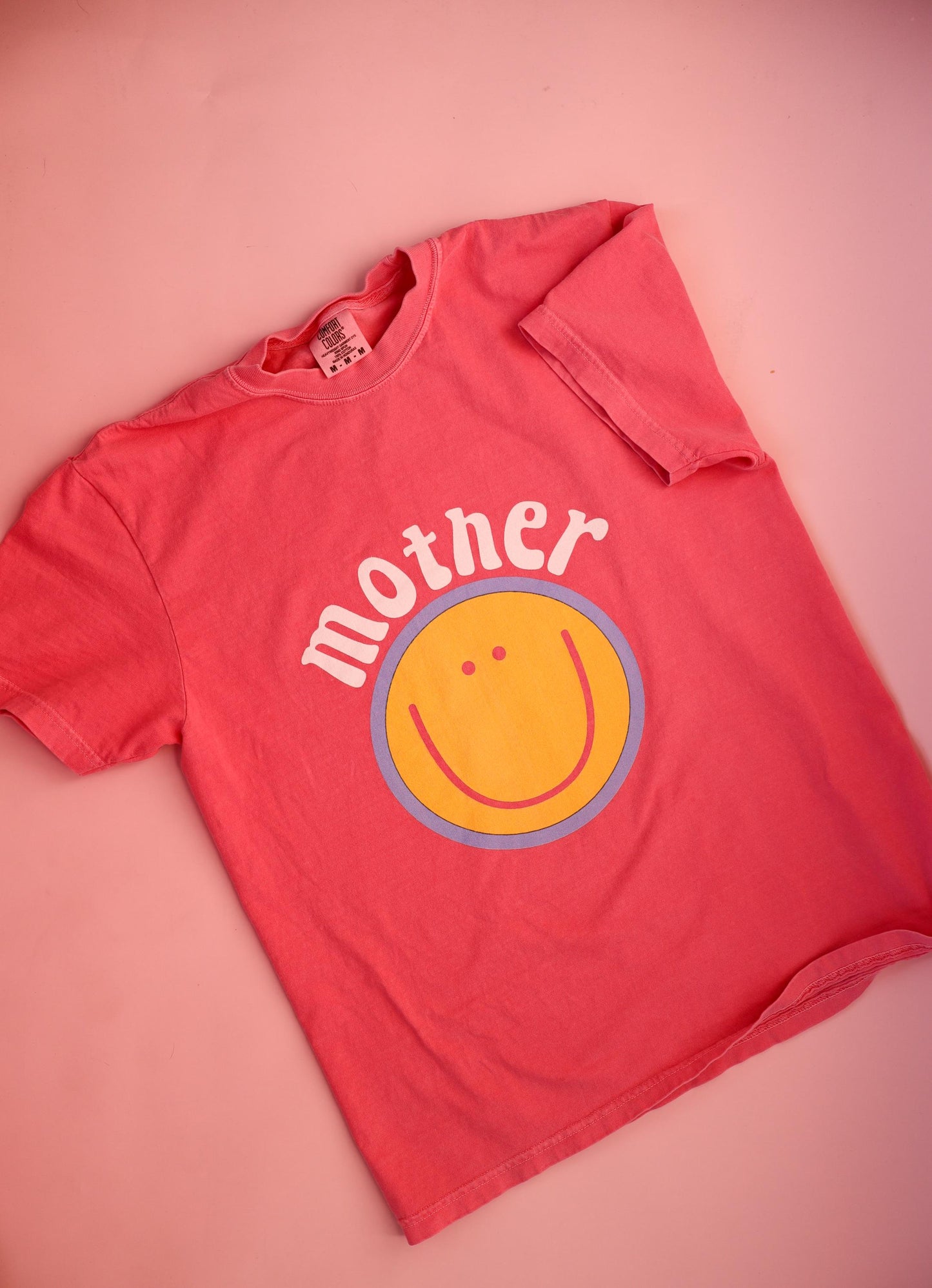 Comfort Colors® Mom Shirt | Retro Mother T-Shirt | Mother's Day Gift for Mom | Groovy Mom Tee | Happy Face Shirt for Moms | Oversized Tee