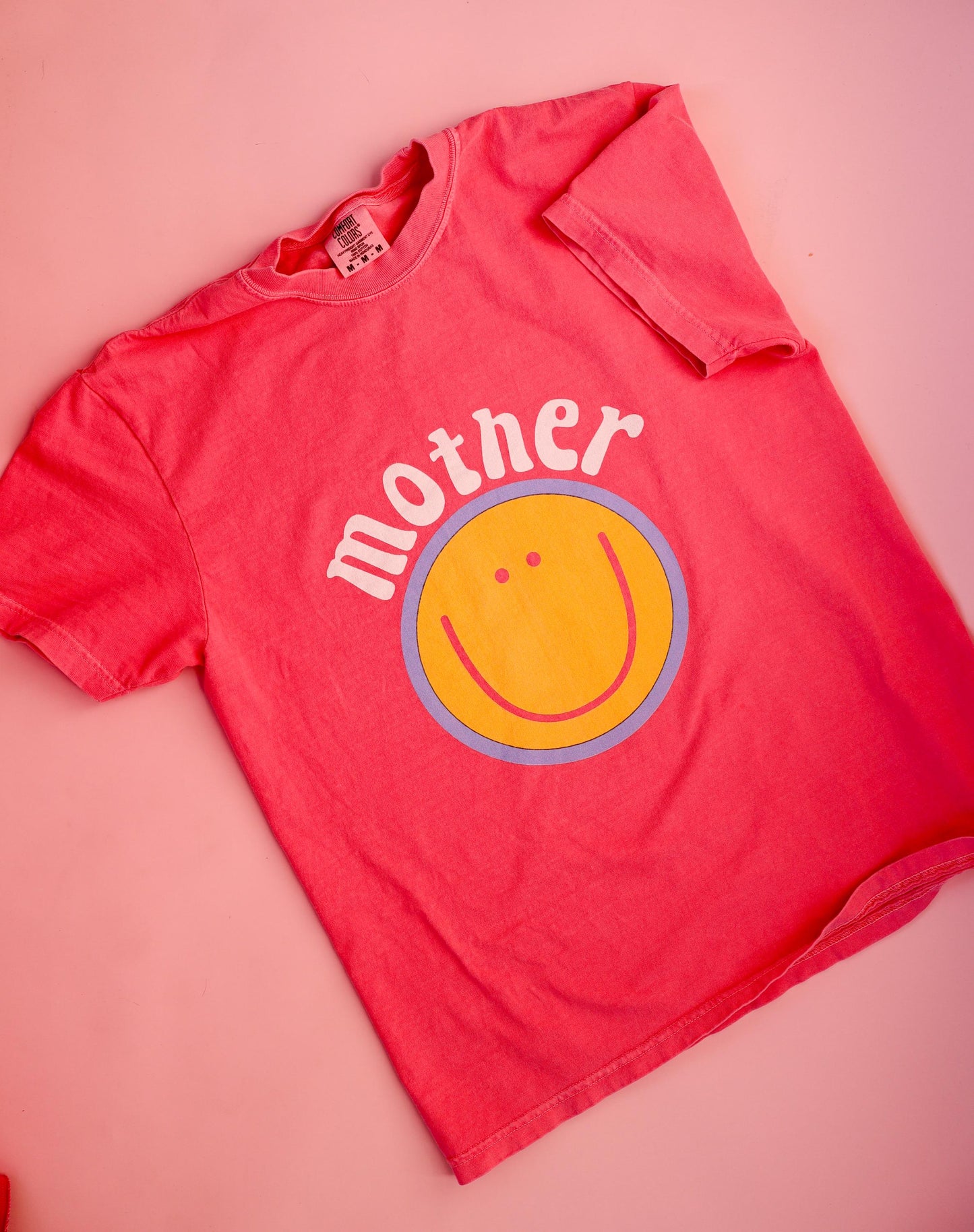 Comfort Colors® Mom Shirt | Retro Mother T-Shirt | Mother's Day Gift for Mom | Groovy Mom Tee | Happy Face Shirt for Moms | Oversized Tee