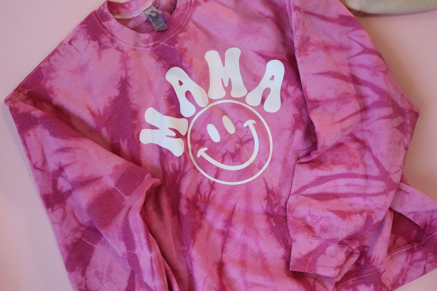 **flawed** SZ XL mama pink crew