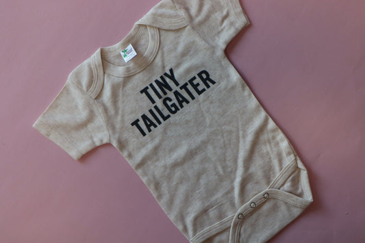 **IMPERFECT** SZ 3-6M TINY TAILGATER