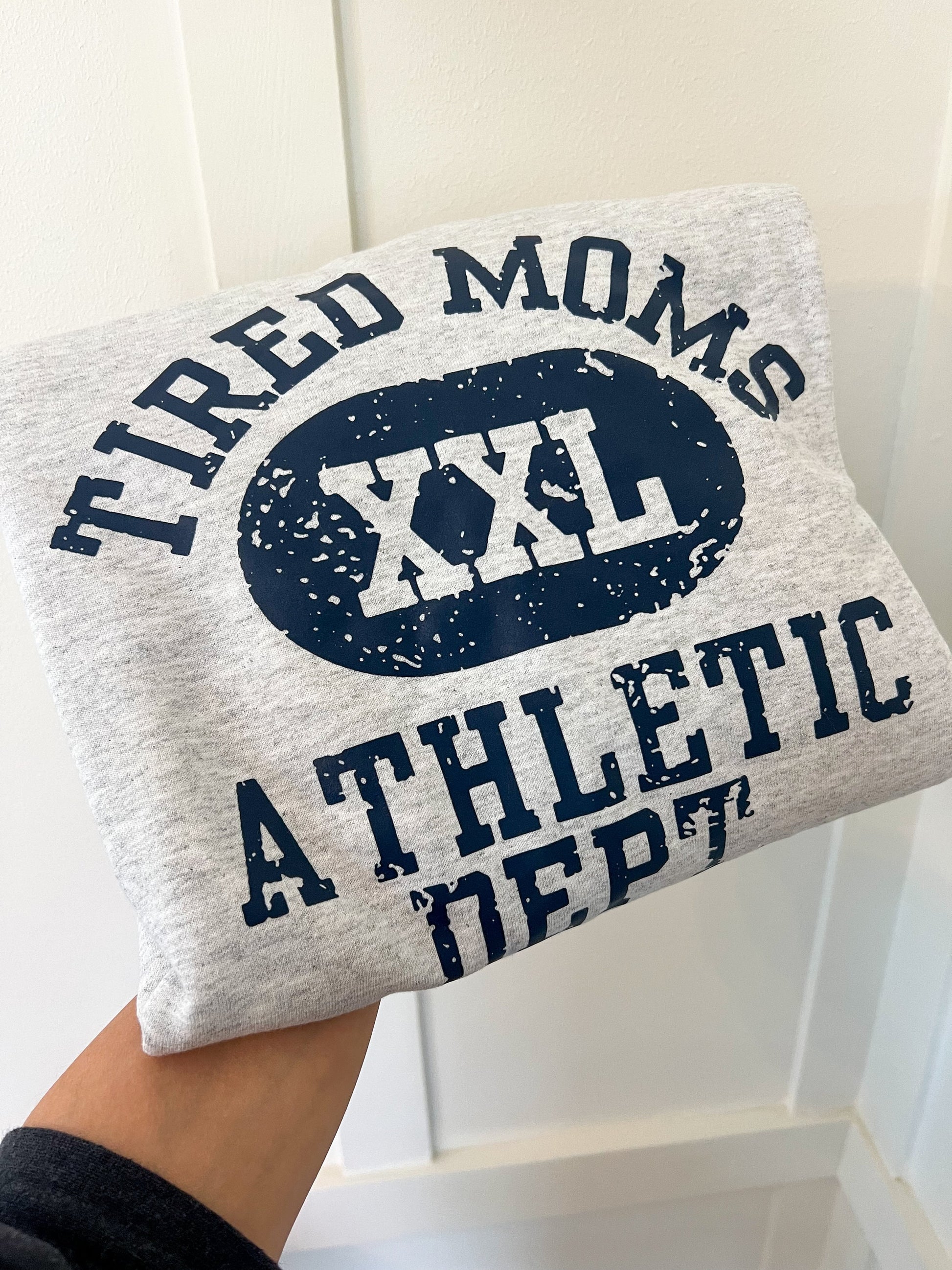 Tired Moms Club Sweatshirt, Trendy Mom Shirt, Mothers Day Tee, Gifts for Mom, Tired Mama T-Shirt, Mom Shirt Gift, Kids to Mom Gift, New Mom