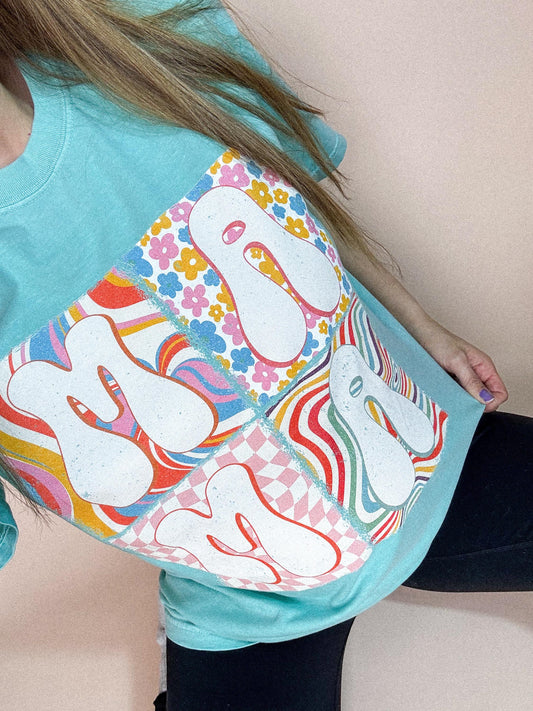 Retro MAMA Comfort Colors Tee | Trendy Mom Shirt | Groovy Graphic Tee | Vintage Aesthetic | Cute Oversized T-Shirt for Moms | Gift for Mama