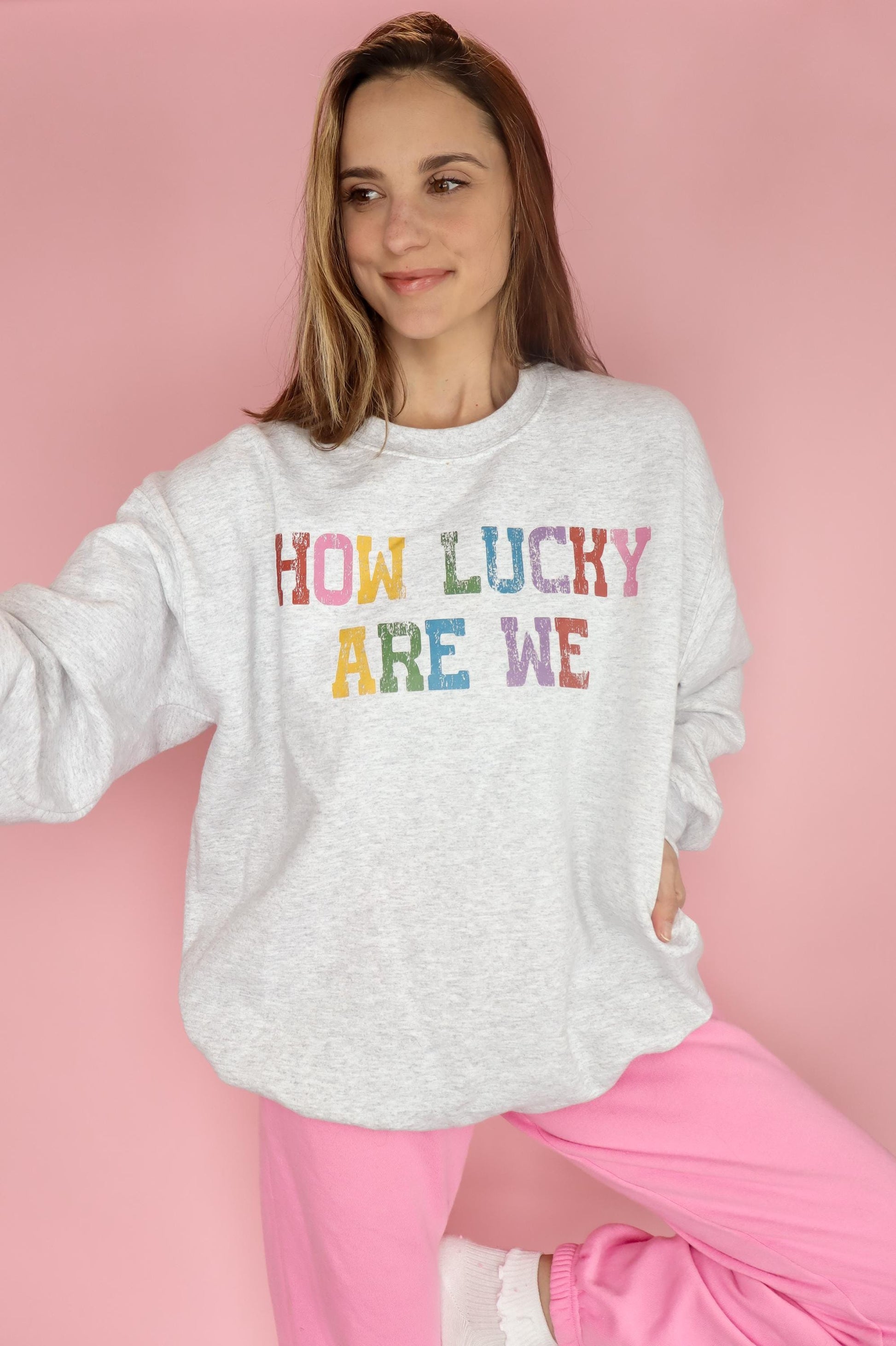 UNISEX FIT, SIZE UP FOR AN OVERSIZED COZY LOOK