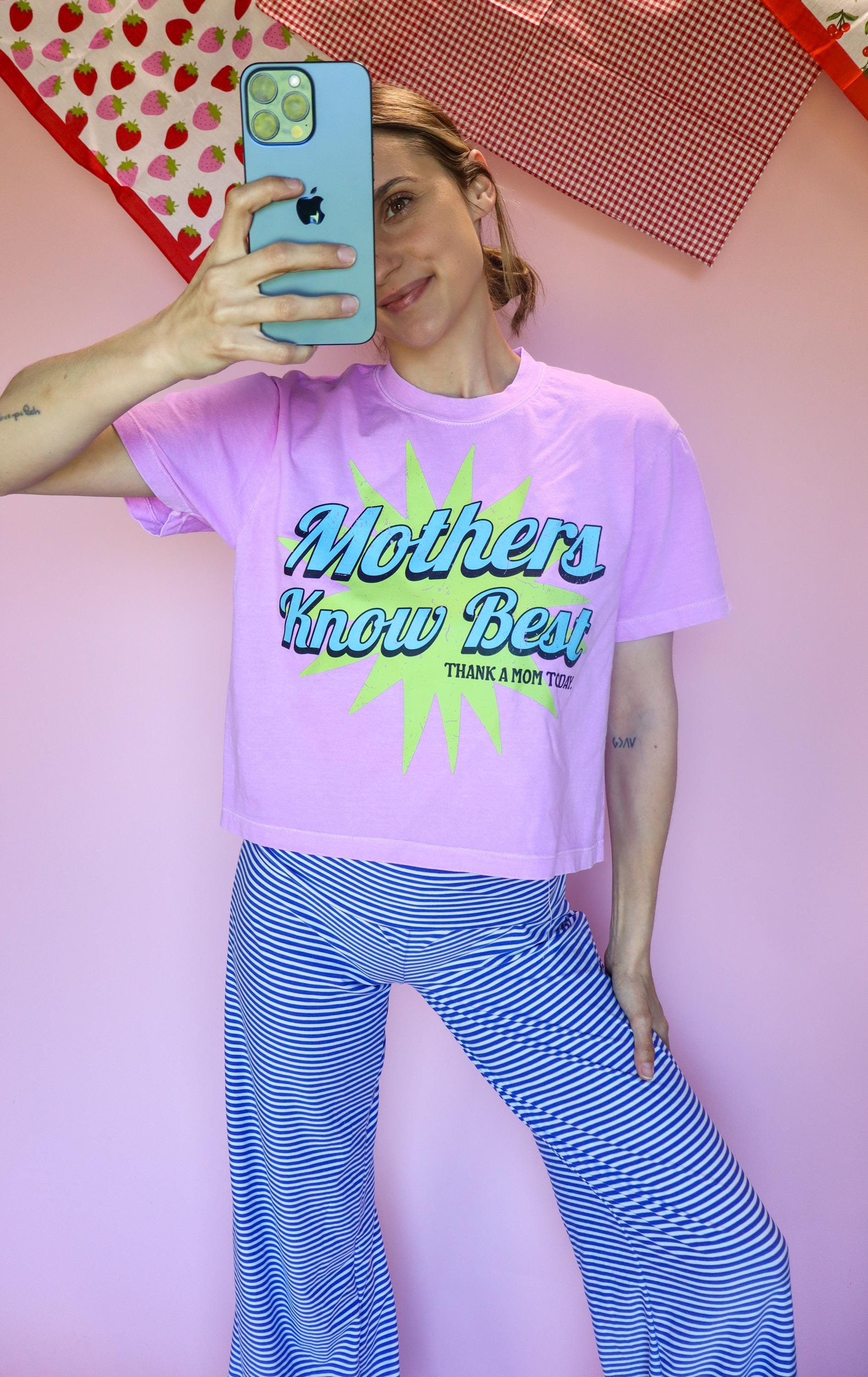 Mothers Know Best Shirt, Funny Mom Tee, Retro Graphic Mom Shirt, Bold Mom Statement Tee, Gift for Moms