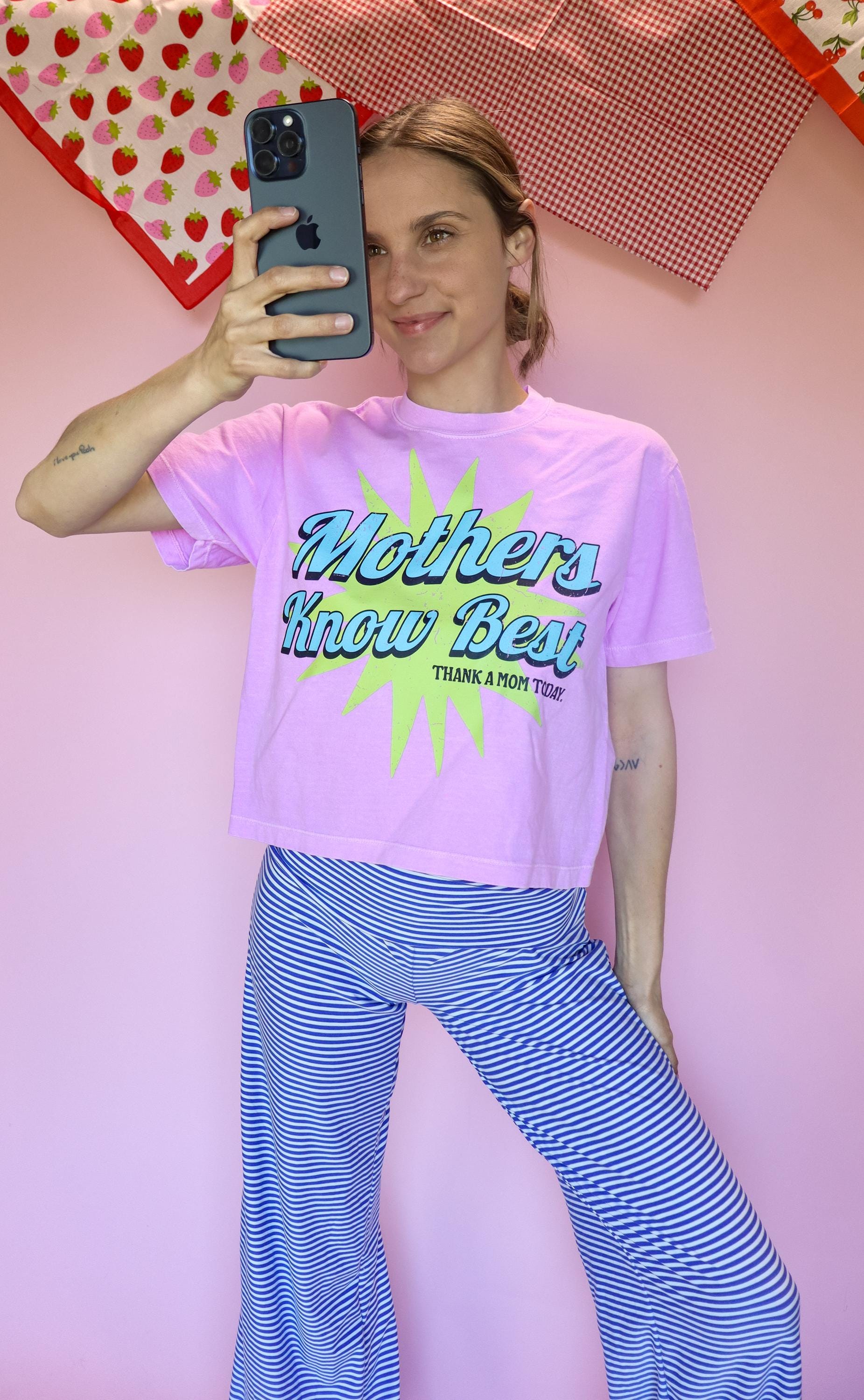 Mothers Know Best Shirt, Funny Mom Tee, Retro Graphic Mom Shirt, Bold Mom Statement Tee, Gift for Moms