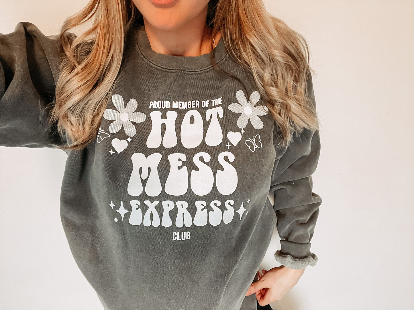 Mama Sweatshirt, Retro Mama Sweatshirt, Boho Mama Crewneck, Baby Shower Gift, Gift for Mom, Mother's Day Gift, Gift for Mom, Hot Mess Club