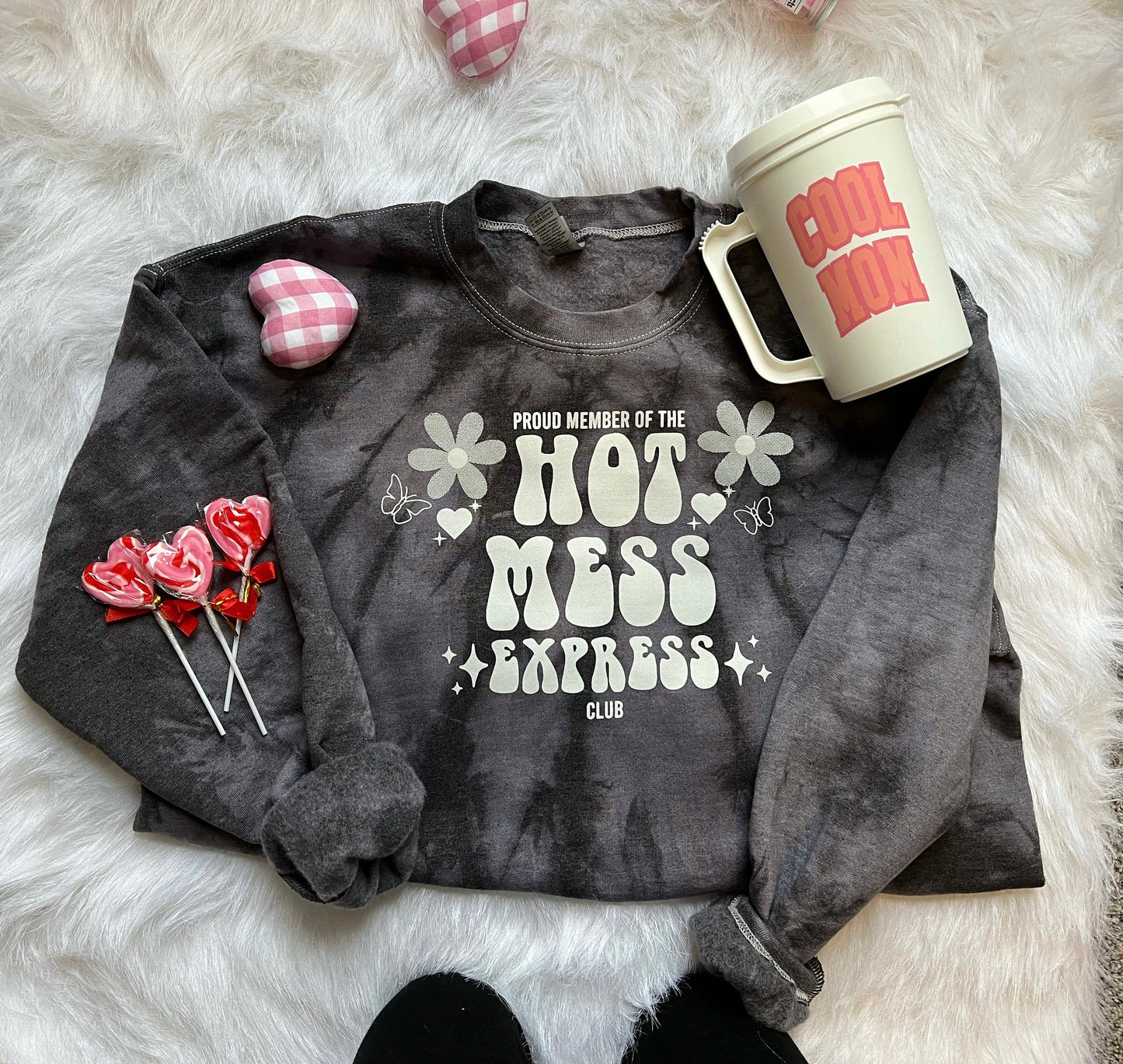 Mama Sweatshirt, Retro Mama Sweatshirt, Boho Mama Crewneck, Baby Shower Gift, Gift for Mom, Hot Mess Express T-shirt, Hot Mess Mama Shirt